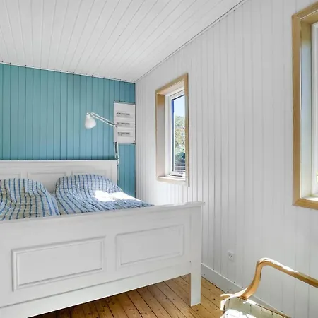 3 Bedroom Cozy In *