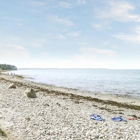 3 Bedroom Cozy In Casa vacanze