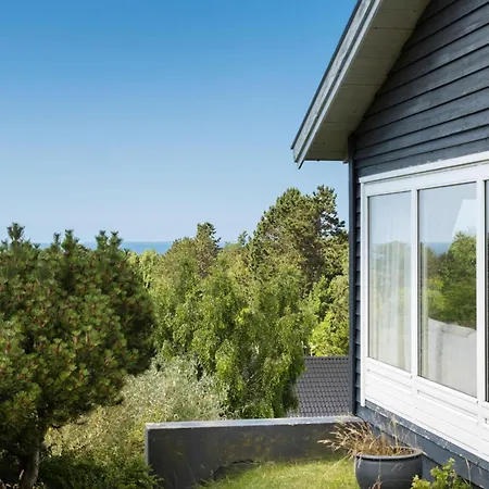 3 Bedroom Cozy In Fårevejle