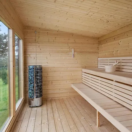 3 Bedroom Cozy In Fårevejle